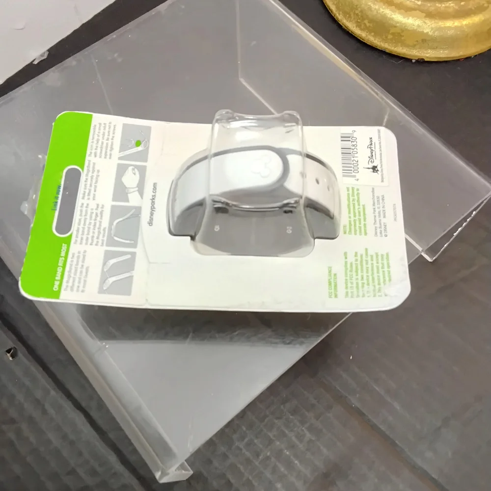 Disney magicband2 featuring